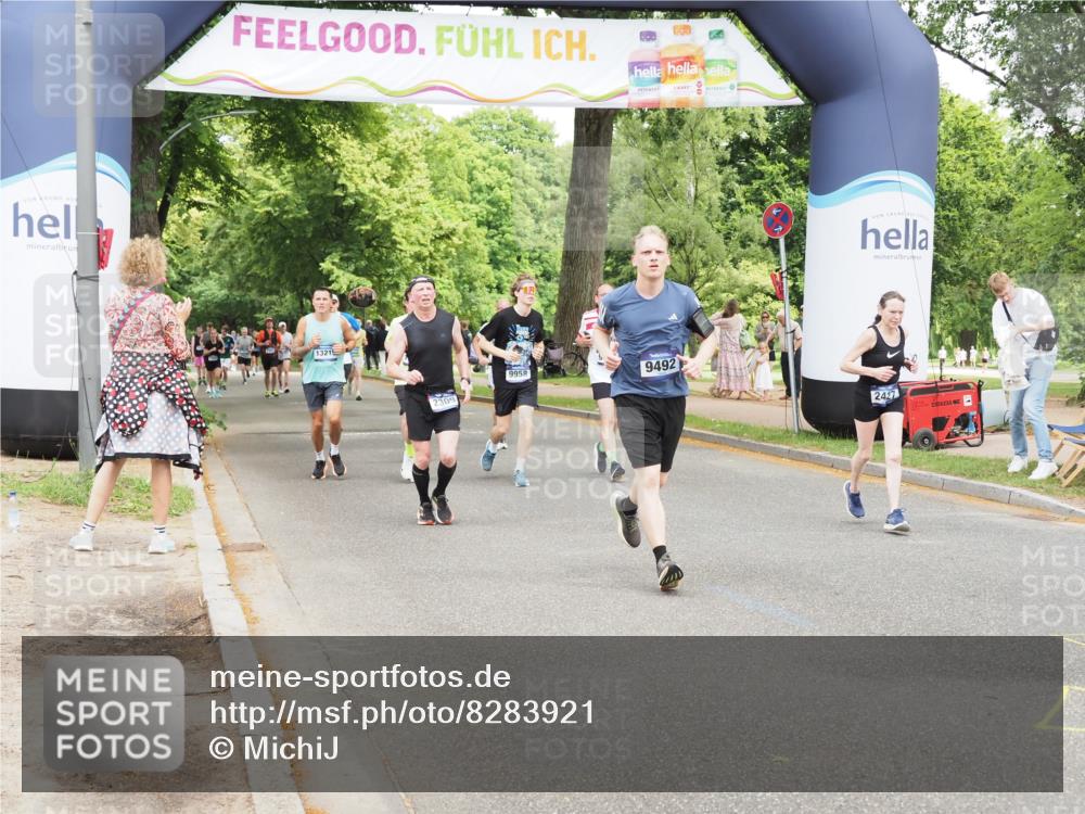 29.06.2025 - hella hamburg halbmarathon MichiJ http://msf.ph/oto/8283921 29.06.2025 10:58:27 Zwischen KM18-KM19 1245, 2309, 2427, 2721, 5069, 7195, 9019, 9492, 9951, 9958, 10589, 11598, 12893, 13242, 13673, 13674, 16020, 16491 meine-sportfotos.de