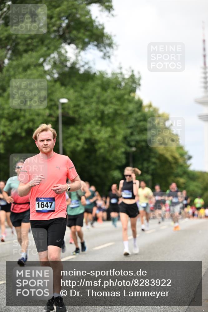 29.06.2025 - hella hamburg halbmarathon Dr. Thomas Lammeyer http://msf.ph/oto/8283922 29.06.2025 10:36:58 Kennedybrücke 1237, 1647, 1732, 2059, 2384, 2959, 3221, 3391, 3653, 3660, 3670, 3708, 3753, 4030, 4096, 4555, 5110, 5156, 5581, 6861, 7135, 7531, 7749, 7750, 7789, 8170, 8839, 8840, 8914, 9010, 9034, 9471, 9542, 9765, 9768, 9812, 10002, 10203, 10470, 10624, 10770, 11076 meine-sportfotos.de