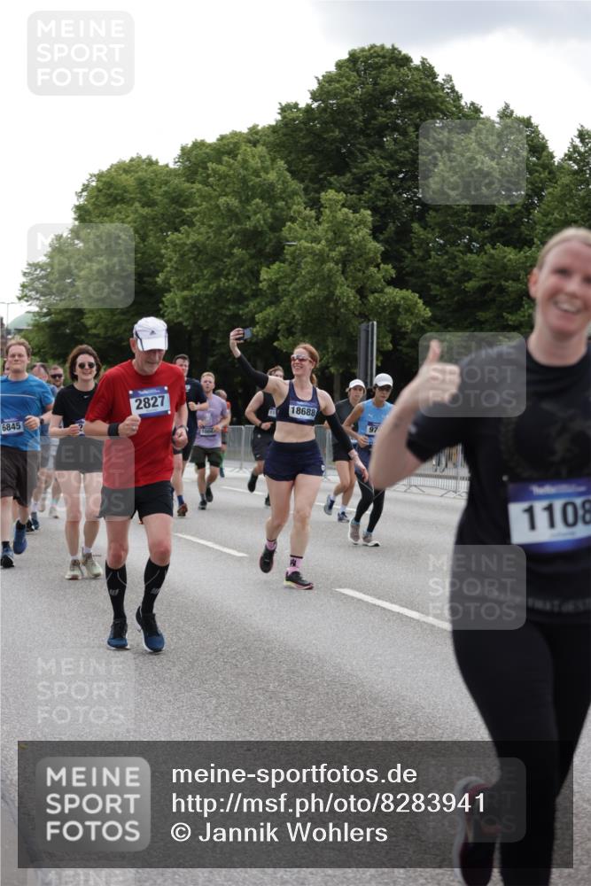 29.06.2025 - hella hamburg halbmarathon Jannik Wohlers http://msf.ph/oto/8283941 29.06.2025 10:35:27 Lombardsbrücke 1036, 1108, 1183, 1336, 1730, 2352, 2425, 2811, 2827, 3243, 3401, 3598, 3990, 4413, 4798, 4902, 6021, 6845, 7304, 8333, 8947, 9432, 9744, 9803, 9806, 9819, 10047, 10119, 10567, 11187, 11198, 11979, 12097, 12342, 12408, 12430, 12869, 13318, 13492, 13899, 14402, 14684, 15281, 15612, 15827, 15830, 16487, 16570, 16571, 17289, 17635, 17817, 17996, 18524, 18541, 18570, 18688 meine-sportfotos.de
