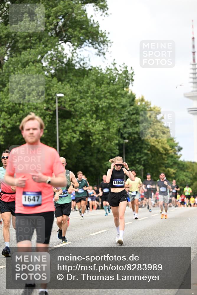 29.06.2025 - hella hamburg halbmarathon Dr. Thomas Lammeyer http://msf.ph/oto/8283989 29.06.2025 10:36:59 Kennedybrücke 1237, 1647, 1732, 1879, 2059, 2384, 2959, 3221, 3391, 3422, 3653, 3660, 3670, 3708, 3753, 4030, 4096, 4555, 5110, 5156, 5581, 6861, 7135, 7531, 7749, 7750, 7789, 8170, 8839, 8840, 8914, 9010, 9034, 9471, 9542, 9765, 9768, 9812, 10002, 10203, 10470, 10624, 10770, 11076 meine-sportfotos.de