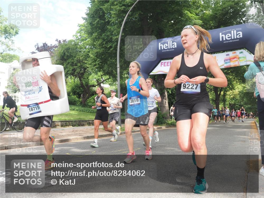 29.06.2025 - hella hamburg halbmarathon KatJ http://msf.ph/oto/8284062 29.06.2025 10:41:07 Zwischen KM18-KM19 1030, 1482, 1870, 2346, 2518, 2910, 3059, 3096, 3819, 5259, 5866, 6294, 6629, 7864, 8487 meine-sportfotos.de