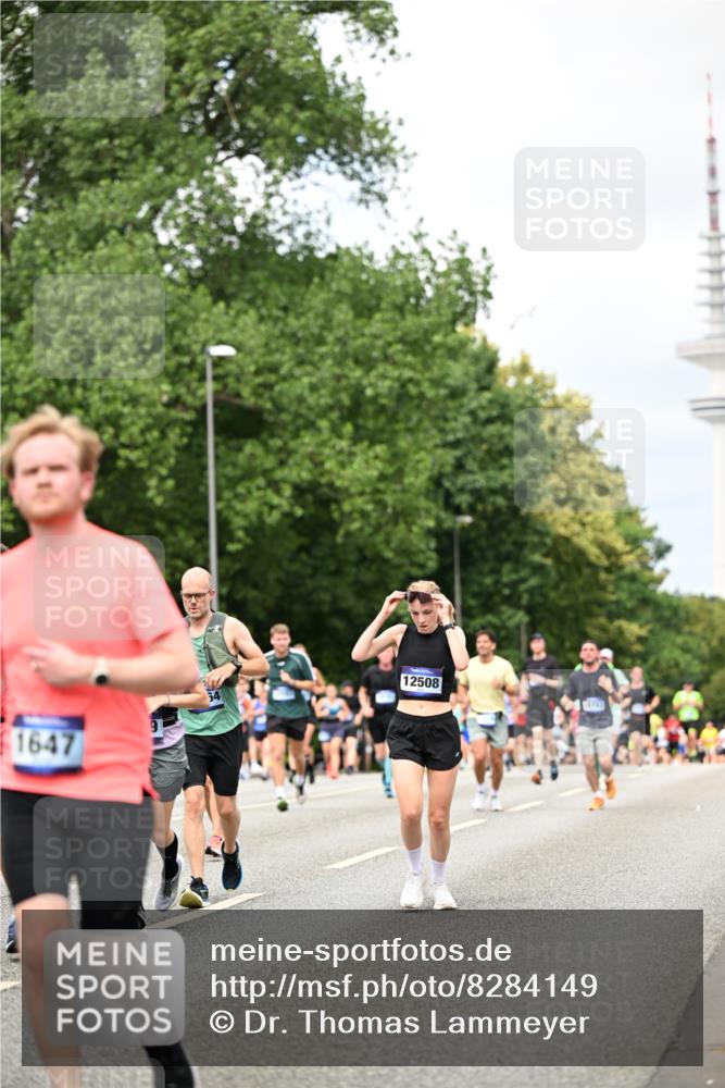 29.06.2025 - hella hamburg halbmarathon Dr. Thomas Lammeyer http://msf.ph/oto/8284149 29.06.2025 10:36:59 Kennedybrücke 1237, 1647, 1732, 1879, 2059, 2384, 2959, 3221, 3391, 3422, 3653, 3660, 3670, 3708, 3753, 4030, 4096, 4555, 5110, 5156, 5581, 6861, 7135, 7531, 7749, 7750, 7789, 8170, 8839, 8840, 8914, 9010, 9034, 9471, 9542, 9765, 9768, 9812, 10002, 10203, 10470, 10624, 10770, 11076 meine-sportfotos.de