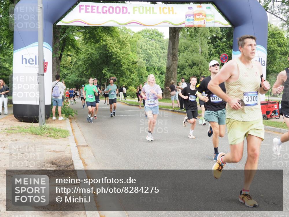 29.06.2025 - hella hamburg halbmarathon MichiJ http://msf.ph/oto/8284275 29.06.2025 10:32:35 Zwischen KM18-KM19 1468, 1782, 1941, 2365, 2402, 2816, 5047, 5231, 6991, 9633, 13421, 14703, 15225, 15512, 16617, 16720, 16893, 17097, 17120, 17406, 18560, 18942, 19207 meine-sportfotos.de