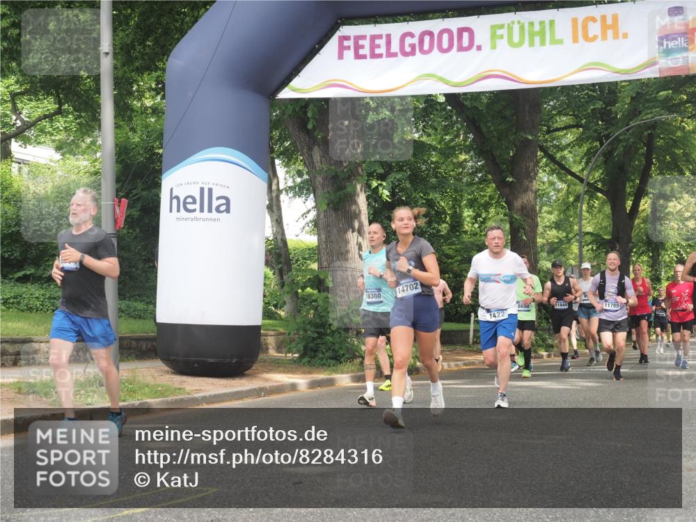 29.06.2025 - hella hamburg halbmarathon KatJ http://msf.ph/oto/8284316 29.06.2025 10:41:13 Zwischen KM18-KM19 1422, 1442, 2518, 3059, 6294, 6374, 6629 meine-sportfotos.de