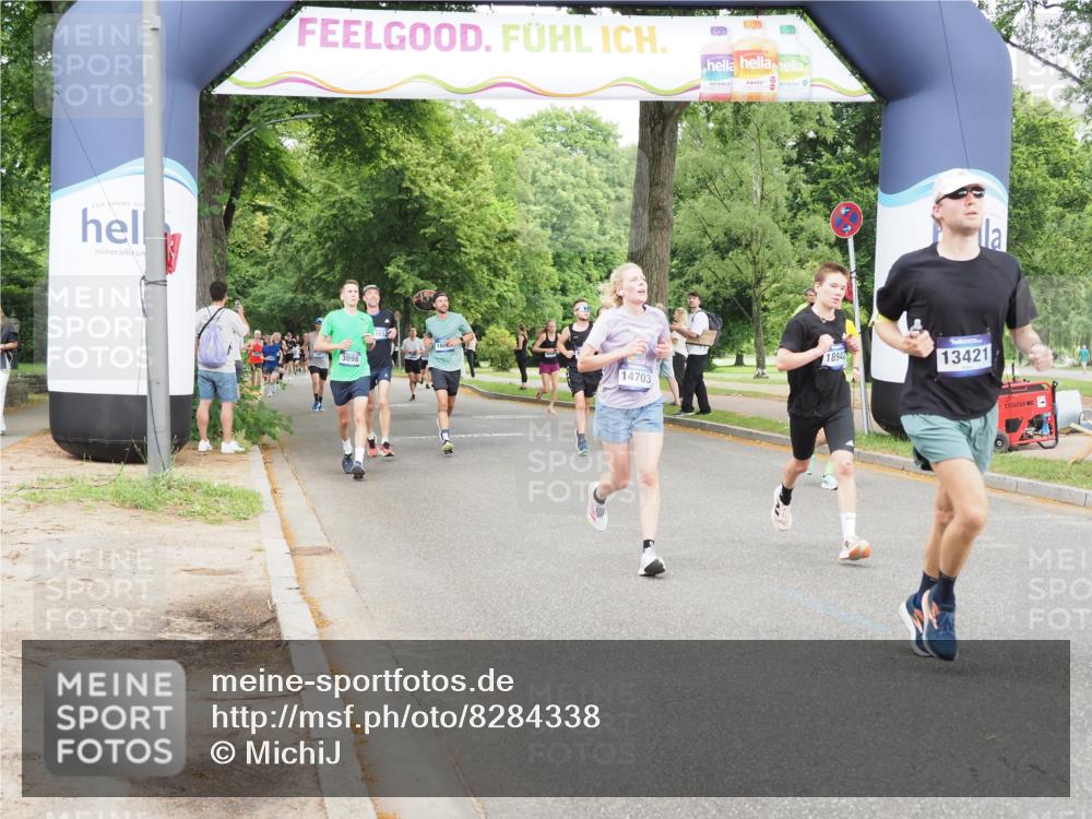 29.06.2025 - hella hamburg halbmarathon MichiJ http://msf.ph/oto/8284338 29.06.2025 10:32:35 Zwischen KM18-KM19 1468, 1782, 1941, 2365, 2402, 2816, 5047, 5231, 6991, 9633, 13421, 14703, 15225, 15512, 16617, 16720, 16893, 17097, 17120, 17406, 18560, 18942, 19207 meine-sportfotos.de