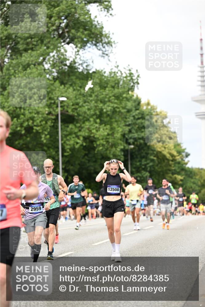 29.06.2025 - hella hamburg halbmarathon Dr. Thomas Lammeyer http://msf.ph/oto/8284385 29.06.2025 10:36:59 Kennedybrücke 1237, 1647, 1732, 1879, 2059, 2384, 2959, 3221, 3391, 3422, 3653, 3660, 3670, 3708, 3753, 4030, 4096, 4555, 5110, 5156, 5581, 6861, 7135, 7531, 7749, 7750, 7789, 8170, 8839, 8840, 8914, 9010, 9034, 9471, 9542, 9765, 9768, 9812, 10002, 10203, 10470, 10624, 10770, 11076 meine-sportfotos.de