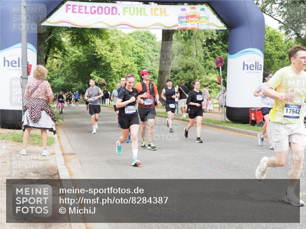 29.06.2025 - hella hamburg halbmarathon MichiJ http://msf.ph/oto/8284387 29.06.2025 10:58:36 Zwischen KM18-KM19 1524, 2046, 3650, 7873, 8051, 9113, 12572, 13215, 15048, 17942 meine-sportfotos.de
