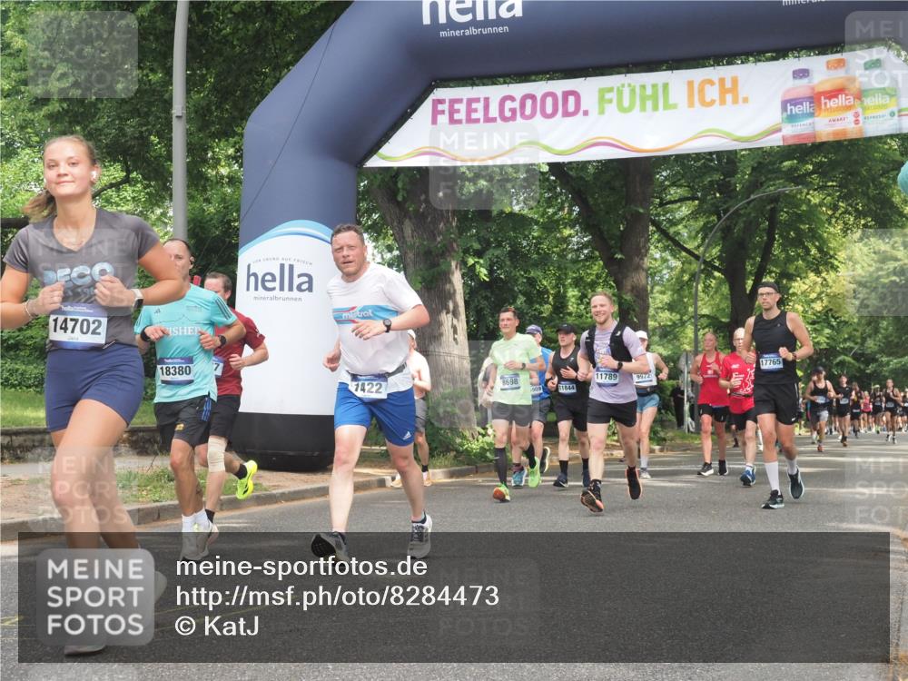 29.06.2025 - hella hamburg halbmarathon KatJ http://msf.ph/oto/8284473 29.06.2025 10:41:14 Zwischen KM18-KM19 1422, 1442, 3059, 4587, 6294, 6374, 6629 meine-sportfotos.de