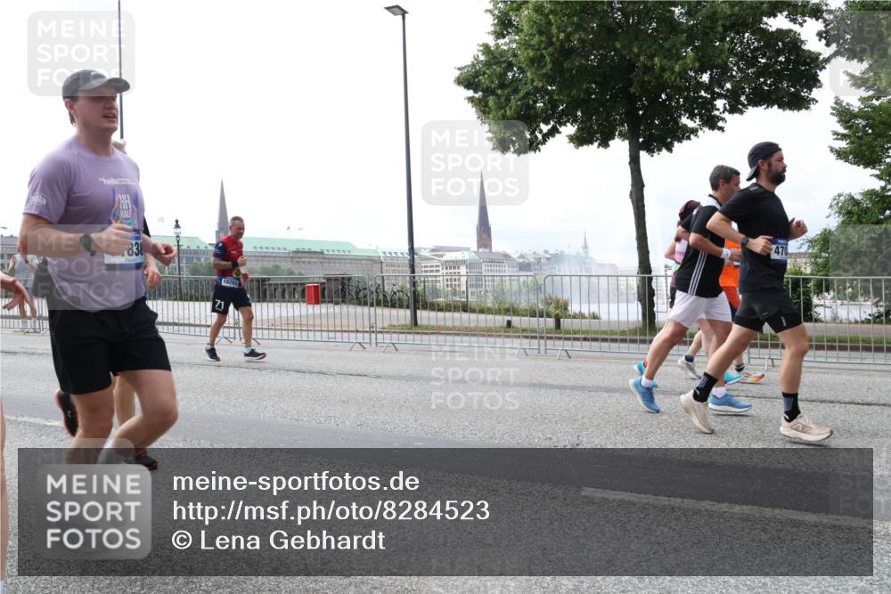 29.06.2025 - hella hamburg halbmarathon Lena Gebhardt http://msf.ph/oto/8284523 29.06.2025 10:35:32 Lombardsbrücke 838, 1, 18269, 470, 1108, 1284, 1336, 1497, 1717, 1730, 1786, 1821, 1849, 2001, 2198, 2376, 2425, 2751, 2787, 2811, 3243, 3409, 3828, 3958, 4333, 4564, 4703, 4704, 4902, 4965, 5027, 5147, 5240, 5531, 5793, 6021, 6029, 6189, 6365, 6381, 6471, 6746, 6803, 6859, 6867, 7267, 7304, 7382, 7927, 8249, 8296, 8333, 8567, 9342, 9470, 9803, 9806, 9819, 10393, 10531, 10565, 10652, 11233, 11320, 11359, 11565, 11838, 11839, 11886, 12026, 12062, 12326, 12408 meine-sportfotos.de