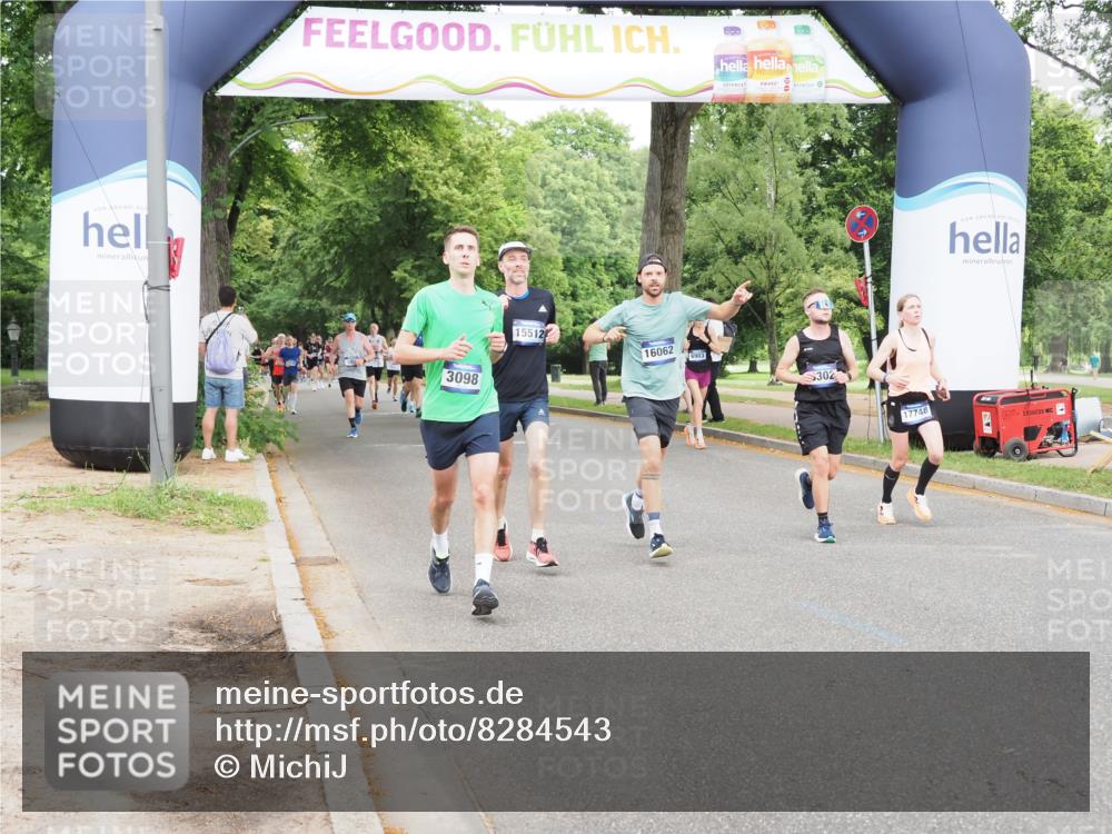 29.06.2025 - hella hamburg halbmarathon MichiJ http://msf.ph/oto/8284543 29.06.2025 10:32:37 Zwischen KM18-KM19 1468, 1782, 2816, 3098, 5047, 9302, 13421, 14703, 15225, 15512, 16617, 16720, 16893, 17097, 17120, 17748, 18560, 18942, 19207 meine-sportfotos.de