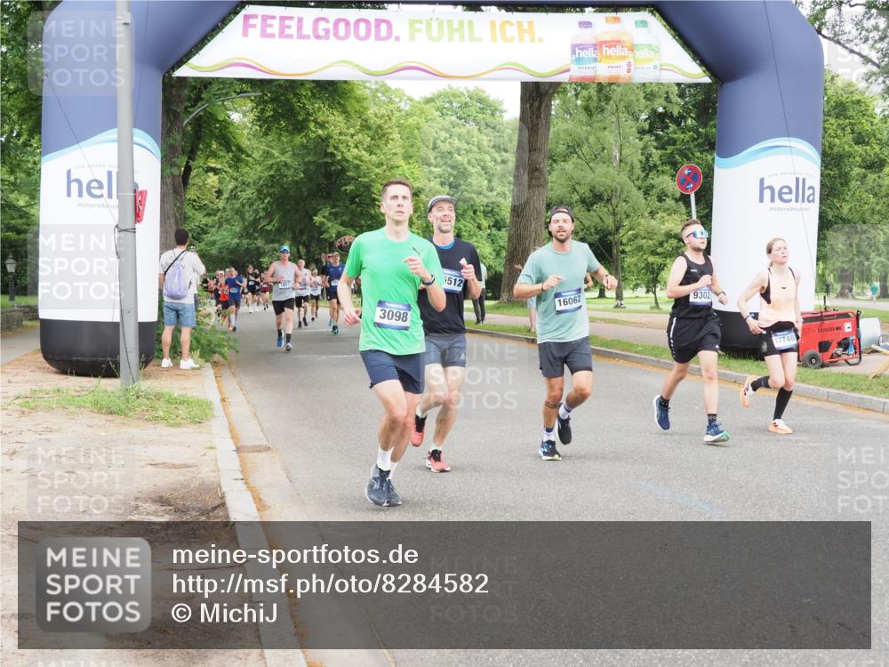 29.06.2025 - hella hamburg halbmarathon MichiJ http://msf.ph/oto/8284582 29.06.2025 10:32:37 Zwischen KM18-KM19 1468, 1782, 2816, 3098, 5047, 9302, 13421, 14703, 15225, 15512, 16617, 16720, 16893, 17097, 17120, 17748, 18560, 18942, 19207 meine-sportfotos.de