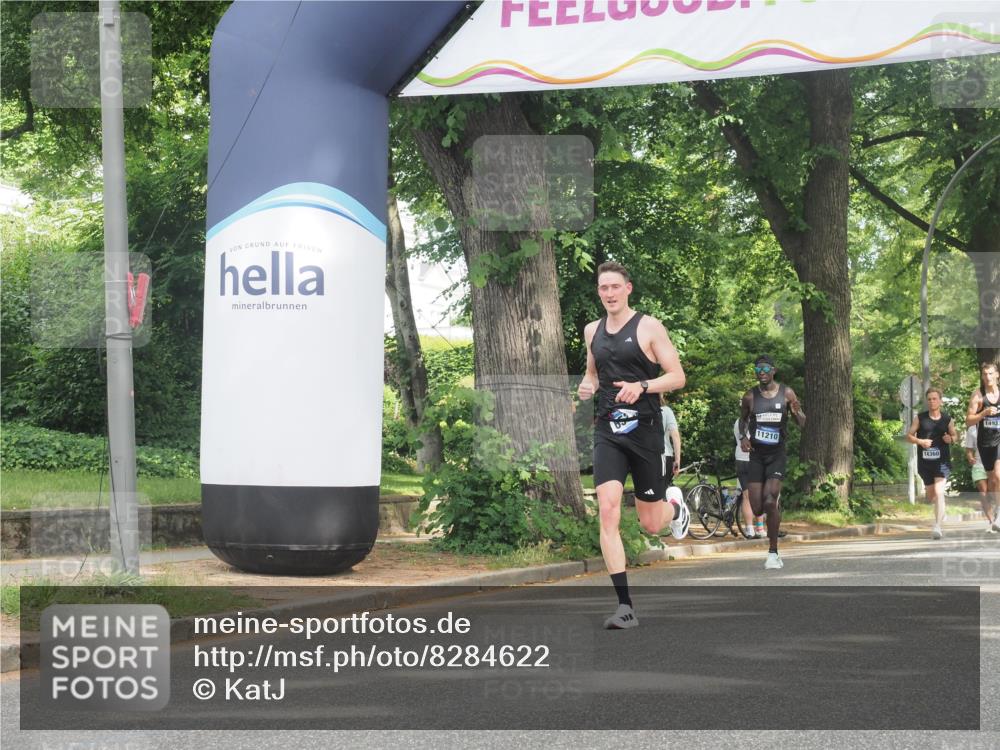 29.06.2025 - hella hamburg halbmarathon KatJ http://msf.ph/oto/8284622 29.06.2025 10:11:27 Zwischen KM18-KM19 12373 meine-sportfotos.de