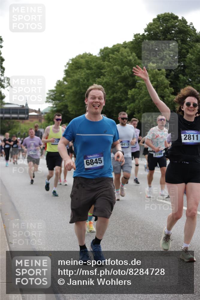 29.06.2025 - hella hamburg halbmarathon Jannik Wohlers http://msf.ph/oto/8284728 29.06.2025 10:35:30 Lombardsbrücke 1036, 1108, 1183, 1336, 2352, 2520, 2811, 2827, 3243, 3401, 3598, 3990, 4413, 4798, 4902, 6021, 6184, 6845, 7304, 8333, 8947, 9432, 9744, 9819, 10047, 10119, 10567, 11187, 11198, 11979, 12097, 12342, 12408, 12430, 12869, 13318, 13492, 13602, 13899, 14134, 14189, 14955, 15281, 15612, 15827, 15830, 16487, 16570, 16571, 17635, 17817, 17996, 18524, 18541, 18570, 18688 meine-sportfotos.de