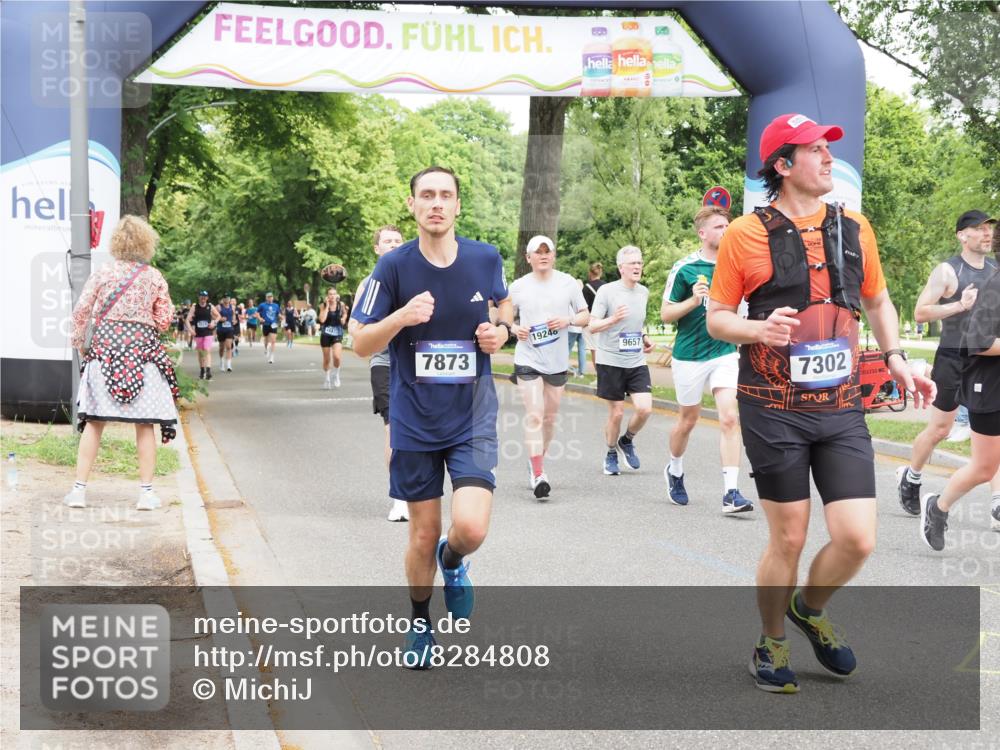 29.06.2025 - hella hamburg halbmarathon MichiJ http://msf.ph/oto/8284808 29.06.2025 10:58:39 Zwischen KM18-KM19 2046, 3939, 6742, 7302, 7873, 8051, 9113, 9657, 12417, 15048, 17942, 19248 meine-sportfotos.de