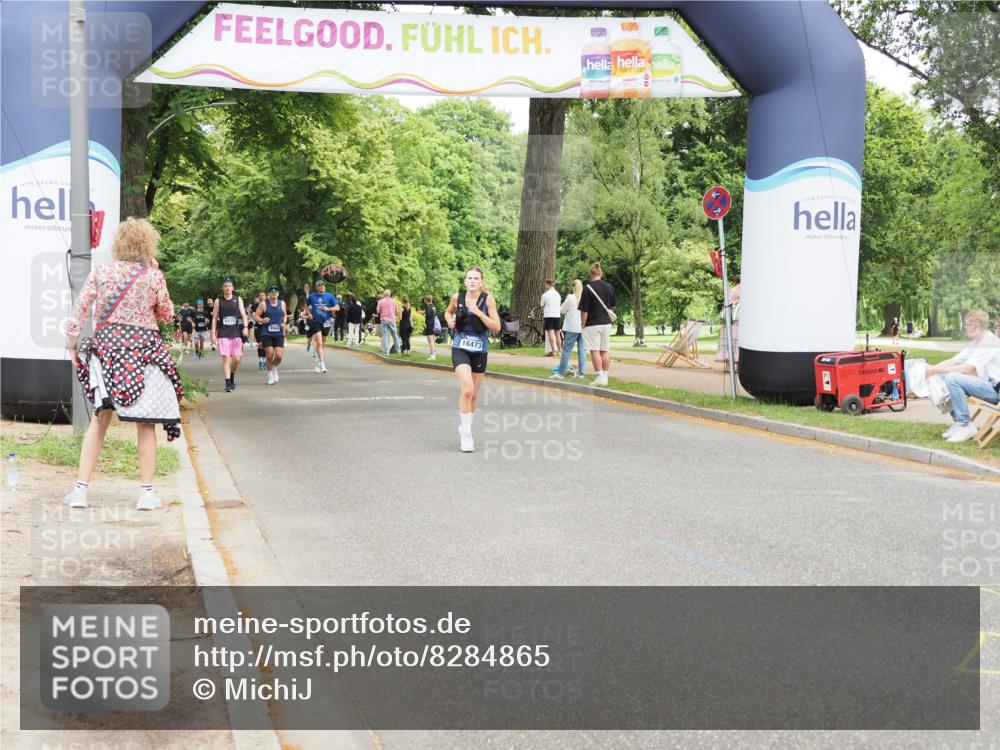29.06.2025 - hella hamburg halbmarathon MichiJ http://msf.ph/oto/8284865 29.06.2025 10:58:42 Zwischen KM18-KM19 3939, 6742, 7302, 7873, 8051, 9113, 9657, 12417, 15048, 16473, 19248 meine-sportfotos.de