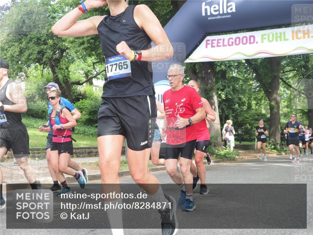 29.06.2025 - hella hamburg halbmarathon KatJ http://msf.ph/oto/8284871 29.06.2025 10:41:17 Zwischen KM18-KM19 1422, 1442, 2630, 4587, 6374, 6938, 8698 meine-sportfotos.de