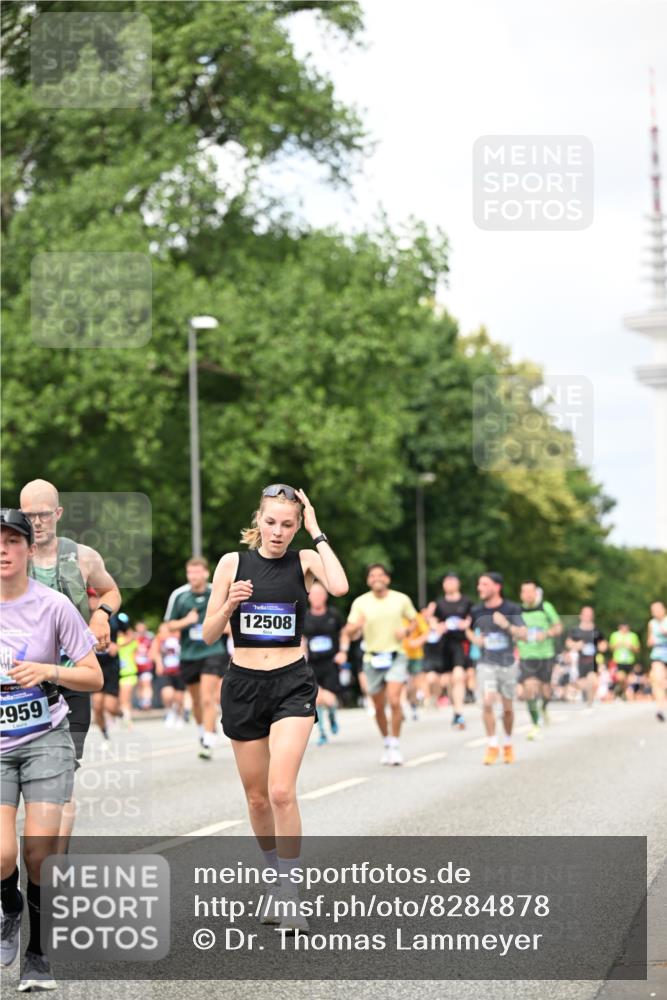 29.06.2025 - hella hamburg halbmarathon Dr. Thomas Lammeyer http://msf.ph/oto/8284878 29.06.2025 10:37:01 Kennedybrücke 1237, 1647, 1732, 1879, 2059, 2384, 2959, 3221, 3391, 3422, 3653, 3660, 3670, 3708, 3753, 4030, 4096, 4555, 5110, 5156, 5581, 6861, 7135, 7531, 7749, 7750, 8170, 8595, 8839, 9034, 9289, 9471, 9542, 9768, 9780, 9812, 10002, 10203, 10470, 10770, 11076 meine-sportfotos.de