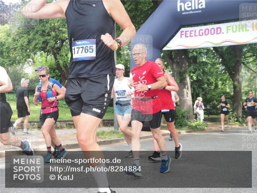 29.06.2025 - hella hamburg halbmarathon KatJ http://msf.ph/oto/8284884 29.06.2025 10:41:18 Zwischen KM18-KM19 1422, 1442, 2630, 4587, 6374, 6938, 8698 meine-sportfotos.de