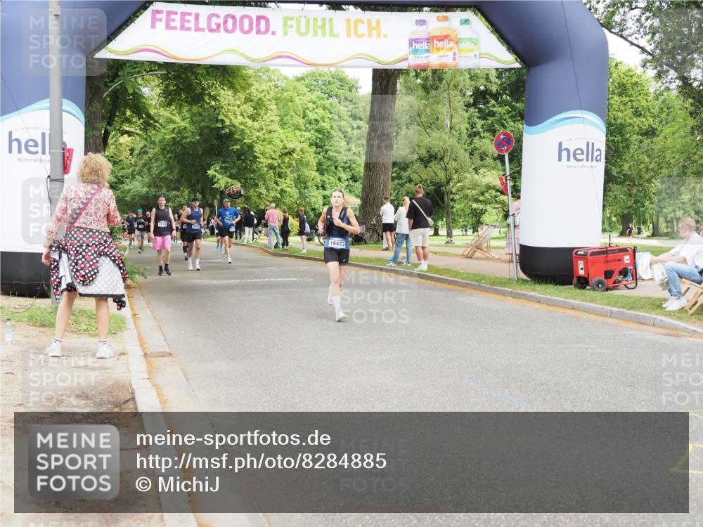 29.06.2025 - hella hamburg halbmarathon MichiJ http://msf.ph/oto/8284885 29.06.2025 10:58:42 Zwischen KM18-KM19 3939, 6742, 7302, 7873, 8051, 9113, 9657, 12417, 15048, 16473, 19248 meine-sportfotos.de