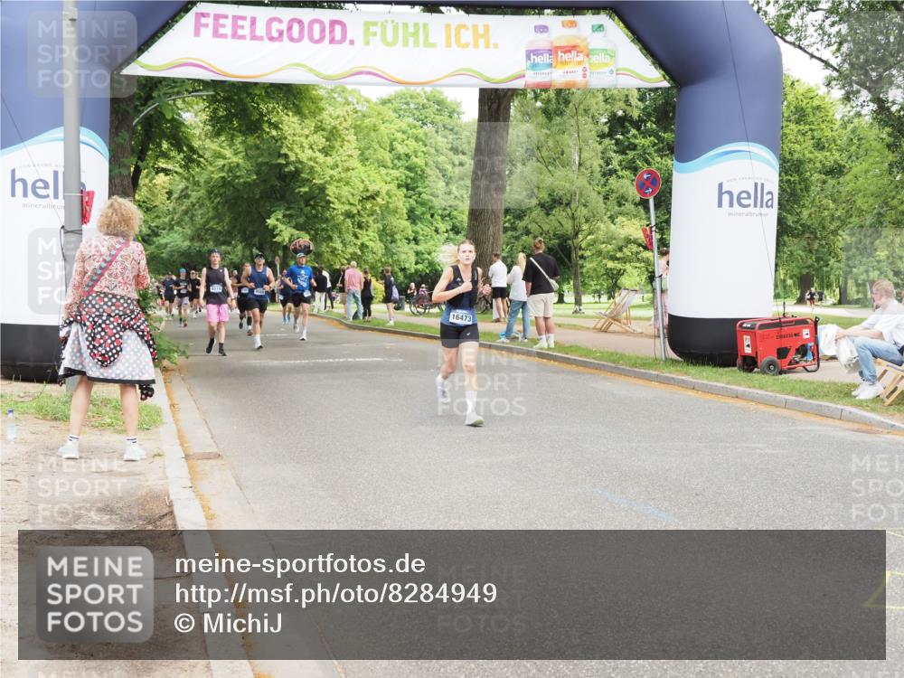 29.06.2025 - hella hamburg halbmarathon MichiJ http://msf.ph/oto/8284949 29.06.2025 10:58:43 Zwischen KM18-KM19 3939, 6742, 7302, 7873, 8051, 9657, 12417, 15048, 16473, 19248 meine-sportfotos.de