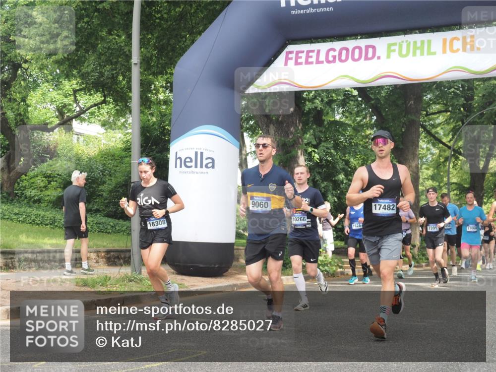 29.06.2025 - hella hamburg halbmarathon KatJ http://msf.ph/oto/8285027 29.06.2025 10:41:21 Zwischen KM18-KM19 2630, 4587, 6938, 7395, 8316, 8698 meine-sportfotos.de