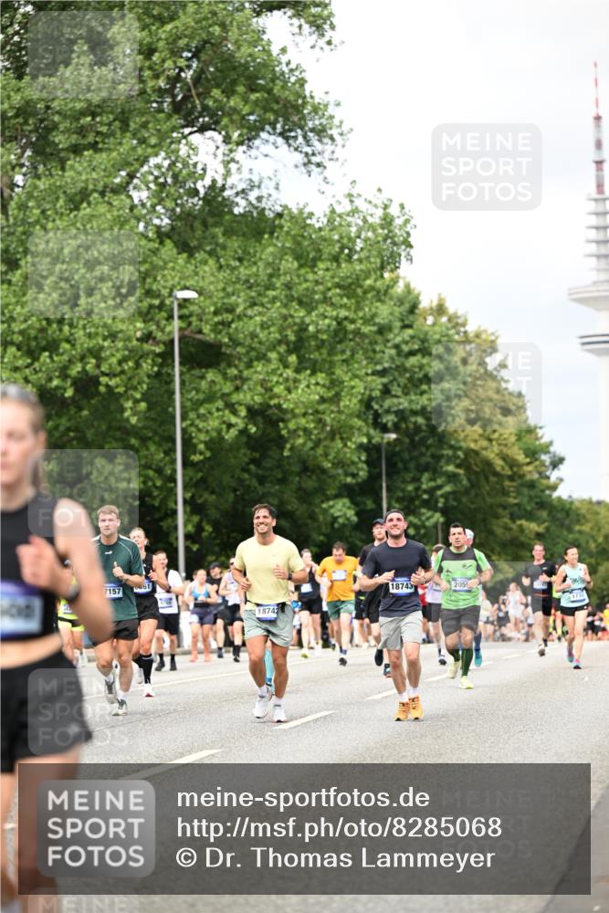 29.06.2025 - hella hamburg halbmarathon Dr. Thomas Lammeyer http://msf.ph/oto/8285068 29.06.2025 10:37:03 Kennedybrücke 1199, 1237, 1647, 1732, 1879, 2059, 2384, 2959, 3221, 3391, 3422, 3653, 3660, 3670, 3708, 3753, 4030, 4096, 4555, 5110, 5156, 5581, 6861, 7135, 7531, 7749, 7750, 8170, 8595, 8839, 9034, 9289, 9471, 9542, 9768, 9780, 9812, 10002, 10203, 10770, 11076 meine-sportfotos.de