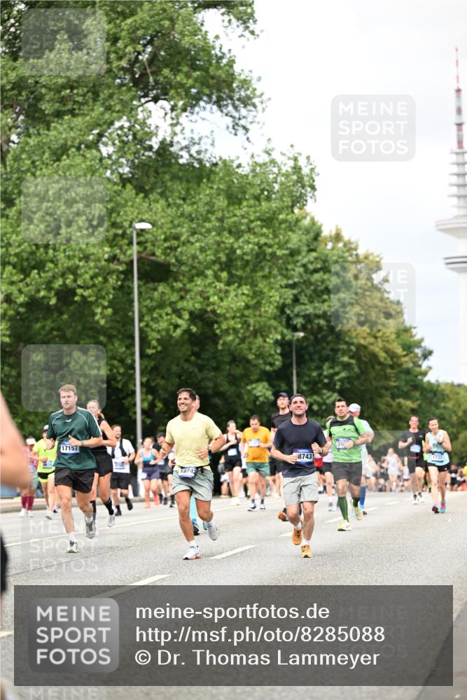 29.06.2025 - hella hamburg halbmarathon Dr. Thomas Lammeyer http://msf.ph/oto/8285088 29.06.2025 10:37:03 Kennedybrücke 1199, 1237, 1647, 1732, 1879, 2059, 2384, 2959, 3221, 3391, 3422, 3653, 3660, 3670, 3708, 3753, 4030, 4096, 4555, 5110, 5156, 5581, 6861, 7135, 7531, 7749, 7750, 8170, 8595, 8839, 9034, 9289, 9471, 9542, 9768, 9780, 9812, 10002, 10203, 10770, 11076 meine-sportfotos.de