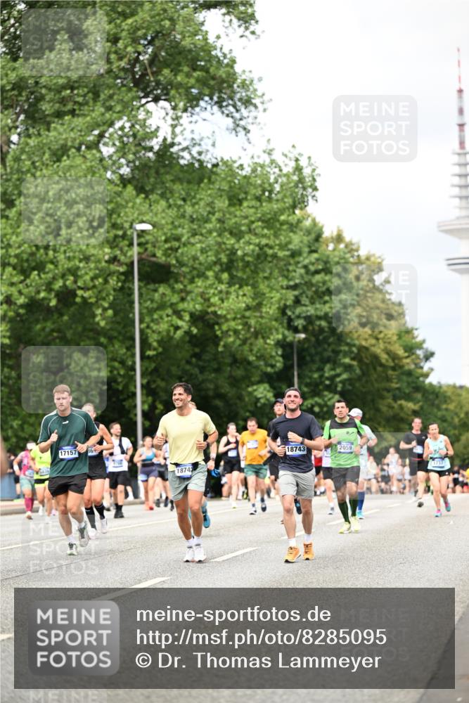 29.06.2025 - hella hamburg halbmarathon Dr. Thomas Lammeyer http://msf.ph/oto/8285095 29.06.2025 10:37:03 Kennedybrücke 1199, 1237, 1647, 1732, 1879, 2059, 2384, 2959, 3221, 3391, 3422, 3653, 3660, 3670, 3708, 3753, 4030, 4096, 4555, 5110, 5156, 5581, 6861, 7135, 7531, 7749, 7750, 8170, 8595, 8839, 9034, 9289, 9471, 9542, 9768, 9780, 9812, 10002, 10203, 10770, 11076 meine-sportfotos.de