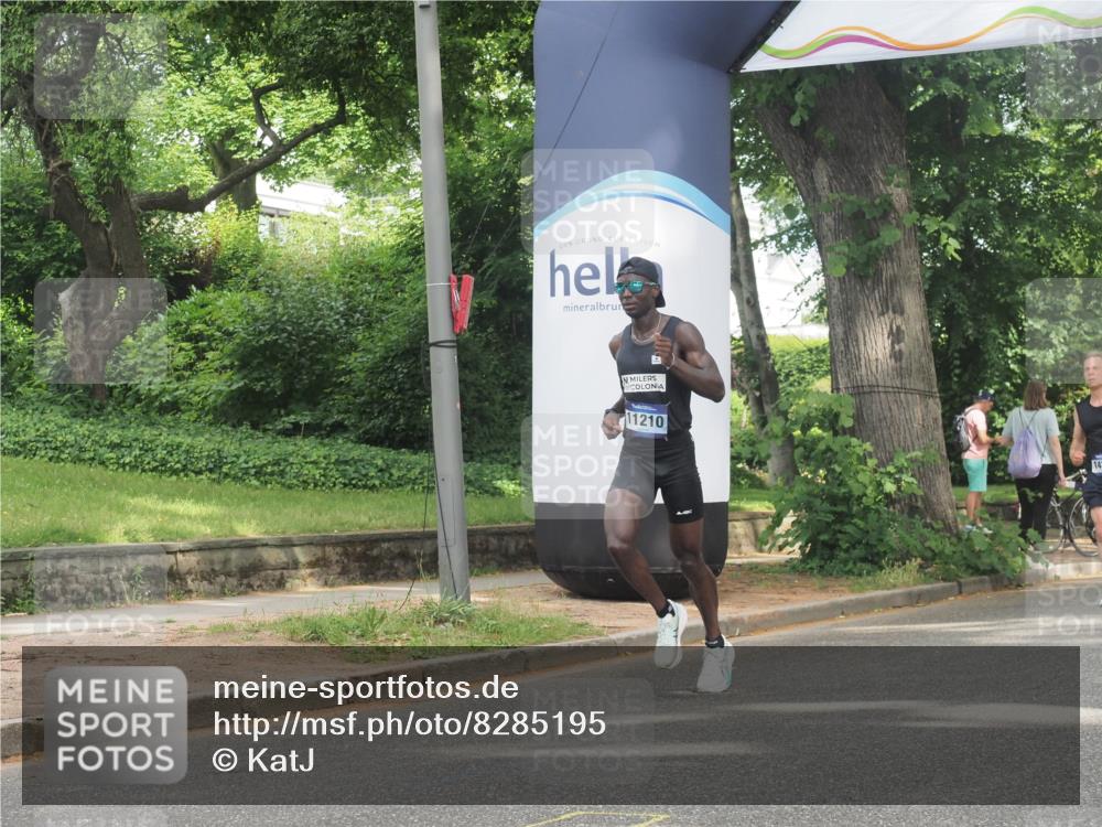 29.06.2025 - hella hamburg halbmarathon KatJ http://msf.ph/oto/8285195 29.06.2025 10:11:29 Zwischen KM18-KM19 12373, 6530 meine-sportfotos.de