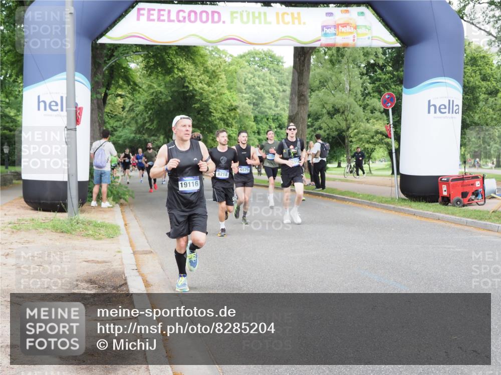 29.06.2025 - hella hamburg halbmarathon MichiJ http://msf.ph/oto/8285204 29.06.2025 10:32:48 Zwischen KM18-KM19 1057, 1391, 1902, 4691, 5648, 6575, 7710, 8218, 12159, 16316, 17912, 18539, 19116 meine-sportfotos.de