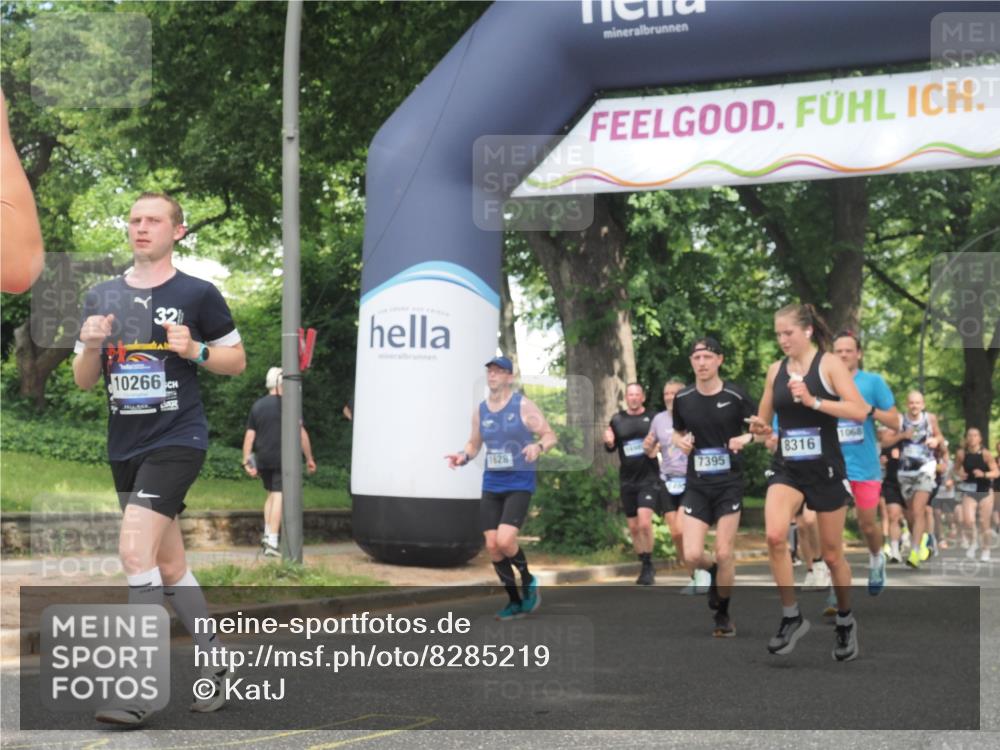 29.06.2025 - hella hamburg halbmarathon KatJ http://msf.ph/oto/8285219 29.06.2025 10:41:22 Zwischen KM18-KM19 2630, 4587, 6938, 7395, 8316, 8698 meine-sportfotos.de