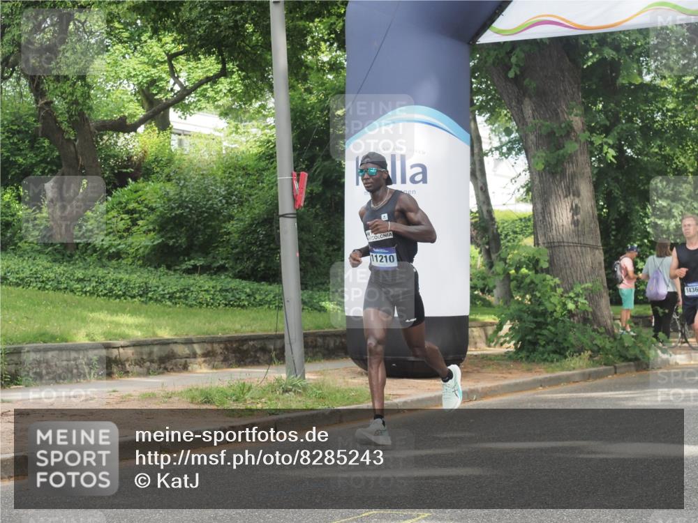 29.06.2025 - hella hamburg halbmarathon KatJ http://msf.ph/oto/8285243 29.06.2025 10:11:29 Zwischen KM18-KM19 12373, 6530 meine-sportfotos.de