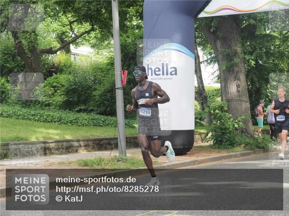 29.06.2025 - hella hamburg halbmarathon KatJ http://msf.ph/oto/8285278 29.06.2025 10:11:29 Zwischen KM18-KM19 12373, 6530 meine-sportfotos.de