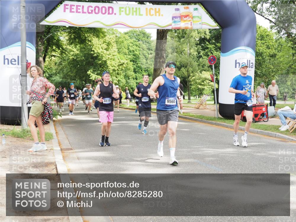 29.06.2025 - hella hamburg halbmarathon MichiJ http://msf.ph/oto/8285280 29.06.2025 10:58:49 Zwischen KM18-KM19 6518, 9560, 16473, 18320 meine-sportfotos.de