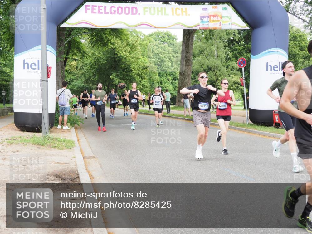 29.06.2025 - hella hamburg halbmarathon MichiJ http://msf.ph/oto/8285425 29.06.2025 10:32:51 Zwischen KM18-KM19 1391, 1520, 1902, 4691, 5648, 6575, 8218, 12154, 12159, 13996, 14351, 15334, 16316, 17912, 18539, 19116 meine-sportfotos.de