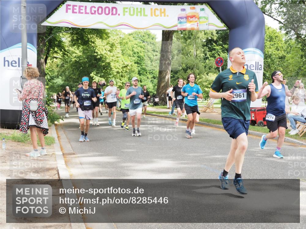 29.06.2025 - hella hamburg halbmarathon MichiJ http://msf.ph/oto/8285446 29.06.2025 10:58:54 Zwischen KM18-KM19 2032, 2531, 2961, 6518, 7941, 8274, 9560, 10443, 12467, 13458, 13951, 14999, 15352, 18320 meine-sportfotos.de