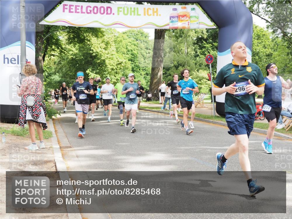 29.06.2025 - hella hamburg halbmarathon MichiJ http://msf.ph/oto/8285468 29.06.2025 10:58:54 Zwischen KM18-KM19 2032, 2531, 2961, 6518, 7941, 8274, 9560, 10443, 12467, 13458, 13951, 14999, 15352, 18320 meine-sportfotos.de