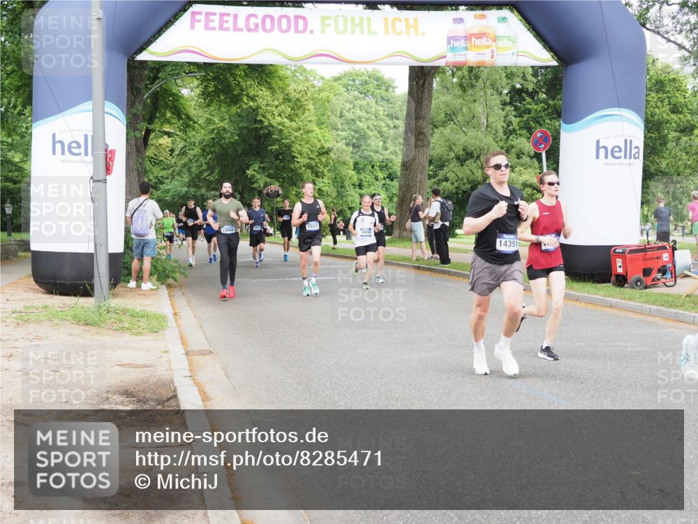 29.06.2025 - hella hamburg halbmarathon MichiJ http://msf.ph/oto/8285471 29.06.2025 10:32:52 Zwischen KM18-KM19 1391, 1520, 4691, 5648, 6575, 8218, 12154, 12159, 13996, 14351, 15334, 15666, 16316, 18539, 19116 meine-sportfotos.de