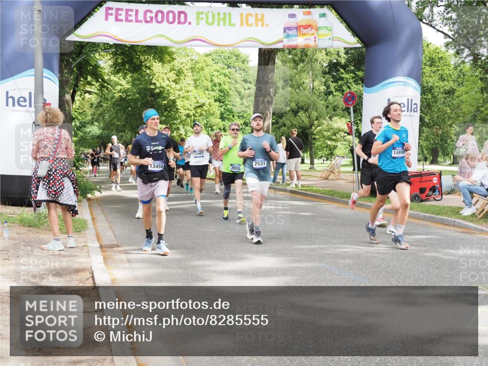 29.06.2025 - hella hamburg halbmarathon MichiJ http://msf.ph/oto/8285555 29.06.2025 10:58:55 Zwischen KM18-KM19 2032, 2531, 2961, 6518, 7941, 8274, 10443, 12467, 13458, 13951, 14999, 15352, 18320 meine-sportfotos.de