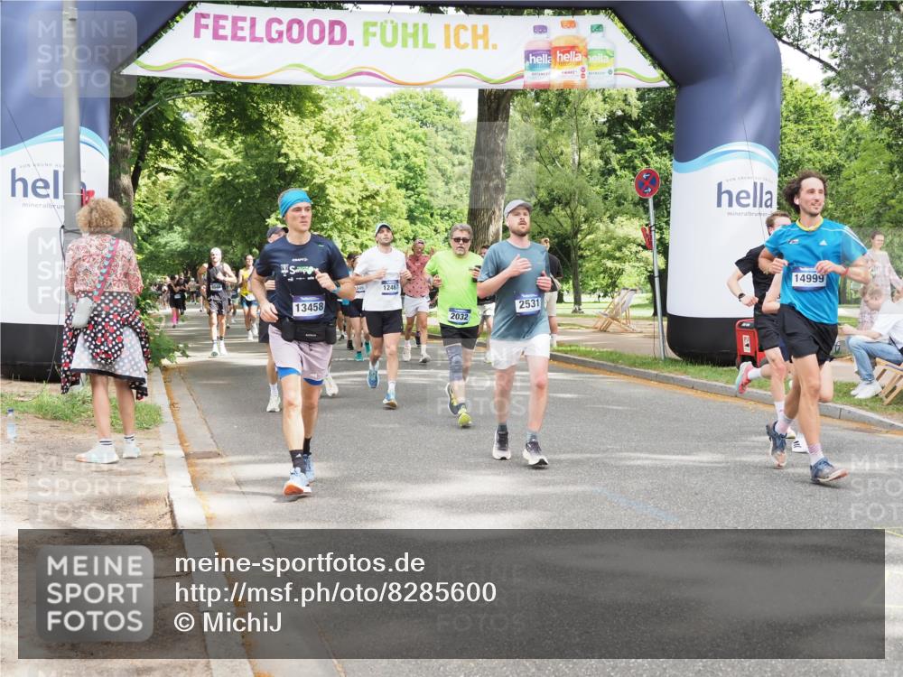 29.06.2025 - hella hamburg halbmarathon MichiJ http://msf.ph/oto/8285600 29.06.2025 10:58:55 Zwischen KM18-KM19 2032, 2531, 2961, 6518, 7941, 8274, 10443, 12467, 13458, 13951, 14999, 15352, 18320 meine-sportfotos.de