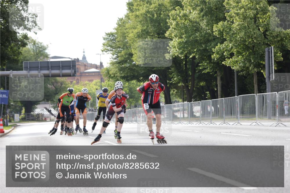 29.06.2025 - hella hamburg halbmarathon Jannik Wohlers http://msf.ph/oto/8285632 29.06.2025 08:53:23 Lombardsbrücke  meine-sportfotos.de