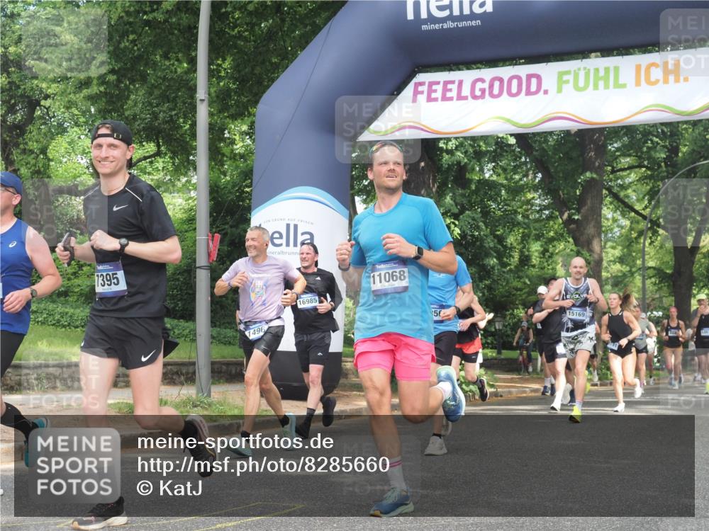 29.06.2025 - hella hamburg halbmarathon KatJ http://msf.ph/oto/8285660 29.06.2025 10:41:24 Zwischen KM18-KM19 1496, 1628, 6938, 7395, 8316 meine-sportfotos.de