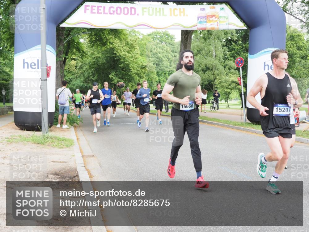 29.06.2025 - hella hamburg halbmarathon MichiJ http://msf.ph/oto/8285675 29.06.2025 10:32:55 Zwischen KM18-KM19 1520, 6575, 8218, 10313, 12154, 13123, 13996, 14351, 15334, 15666, 16316, 18513, 19116 meine-sportfotos.de