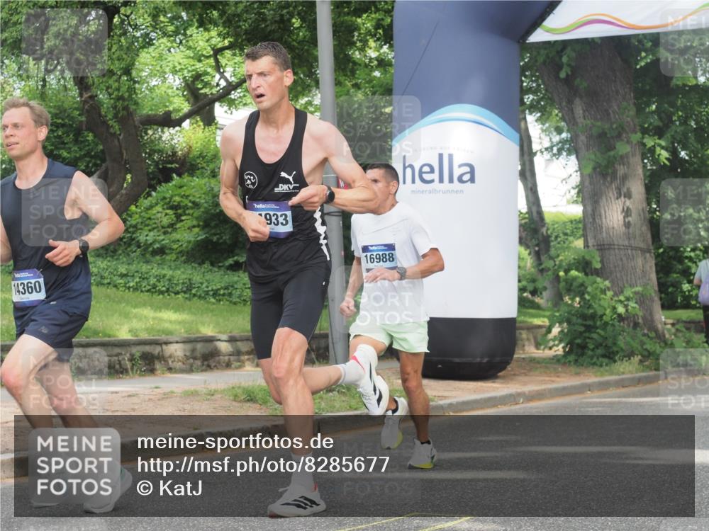 29.06.2025 - hella hamburg halbmarathon KatJ http://msf.ph/oto/8285677 29.06.2025 10:11:32 Zwischen KM18-KM19 6530 meine-sportfotos.de