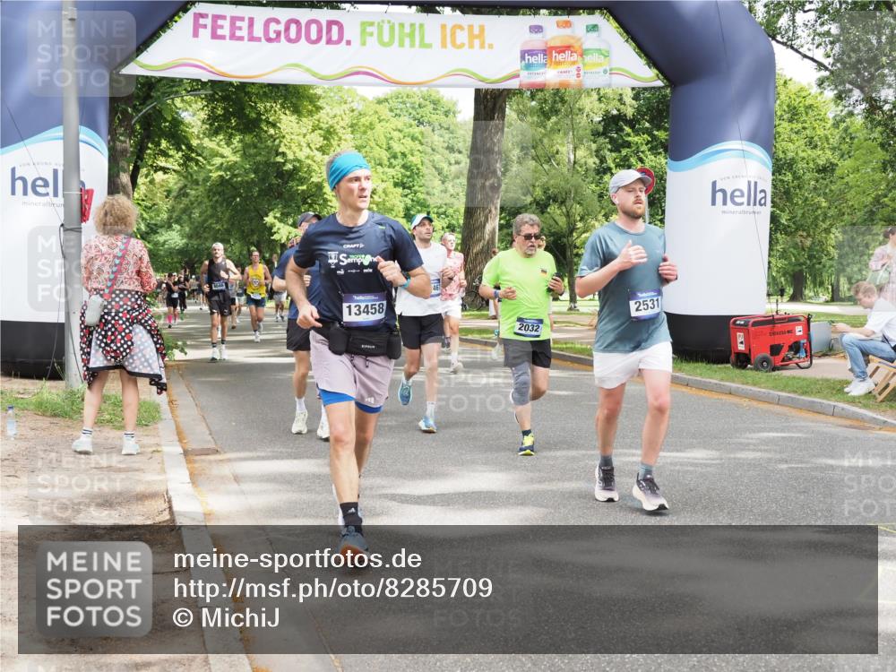 29.06.2025 - hella hamburg halbmarathon MichiJ http://msf.ph/oto/8285709 29.06.2025 10:58:56 Zwischen KM18-KM19 2032, 2531, 2961, 6518, 7941, 8274, 10443, 12467, 13458, 13951, 14999, 15352, 18320 meine-sportfotos.de