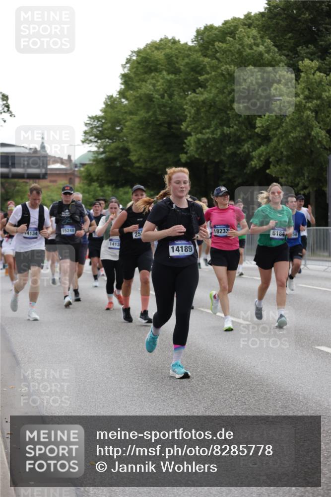 29.06.2025 - hella hamburg halbmarathon Jannik Wohlers http://msf.ph/oto/8285778 29.06.2025 10:35:38 Lombardsbrücke 1008, 1010, 1036, 1183, 1775, 1780, 2352, 2520, 2827, 2870, 3401, 3598, 3699, 3877, 3990, 4326, 4413, 4798, 5666, 6184, 6845, 6896, 7086, 7111, 7275, 8356, 8581, 8947, 9432, 9744, 10047, 10577, 11010, 11187, 11198, 11979, 12342, 12430, 12660, 12661, 13492, 13600, 13602, 13679, 14134, 14189, 14249, 14251, 14955, 15075, 15078, 15248, 15281, 15370, 15587, 15612, 15617, 15618, 15827, 15830, 15876, 16570, 16571, 17635, 18541 meine-sportfotos.de