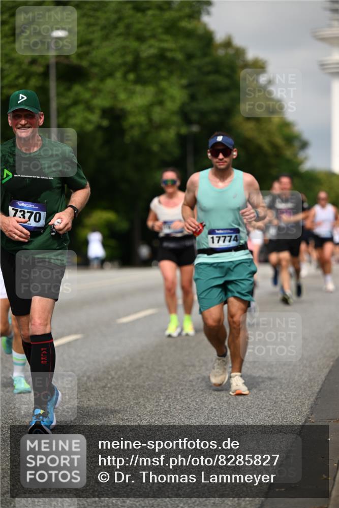 29.06.2025 - hella hamburg halbmarathon Dr. Thomas Lammeyer http://msf.ph/oto/8285827 29.06.2025 10:15:59 Kennedybrücke 1062, 1790, 2661, 3746, 3837, 4499, 6966, 7370, 7474, 8206, 8207, 8368, 9119, 9253, 9254, 9405 meine-sportfotos.de