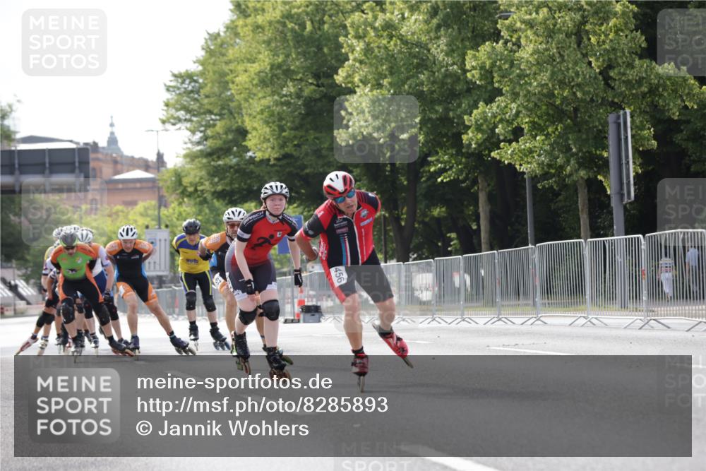 29.06.2025 - hella hamburg halbmarathon Jannik Wohlers http://msf.ph/oto/8285893 29.06.2025 08:53:23 Lombardsbrücke  meine-sportfotos.de