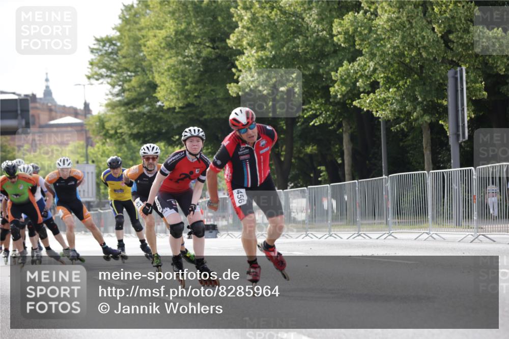 29.06.2025 - hella hamburg halbmarathon Jannik Wohlers http://msf.ph/oto/8285964 29.06.2025 08:53:23 Lombardsbrücke  meine-sportfotos.de