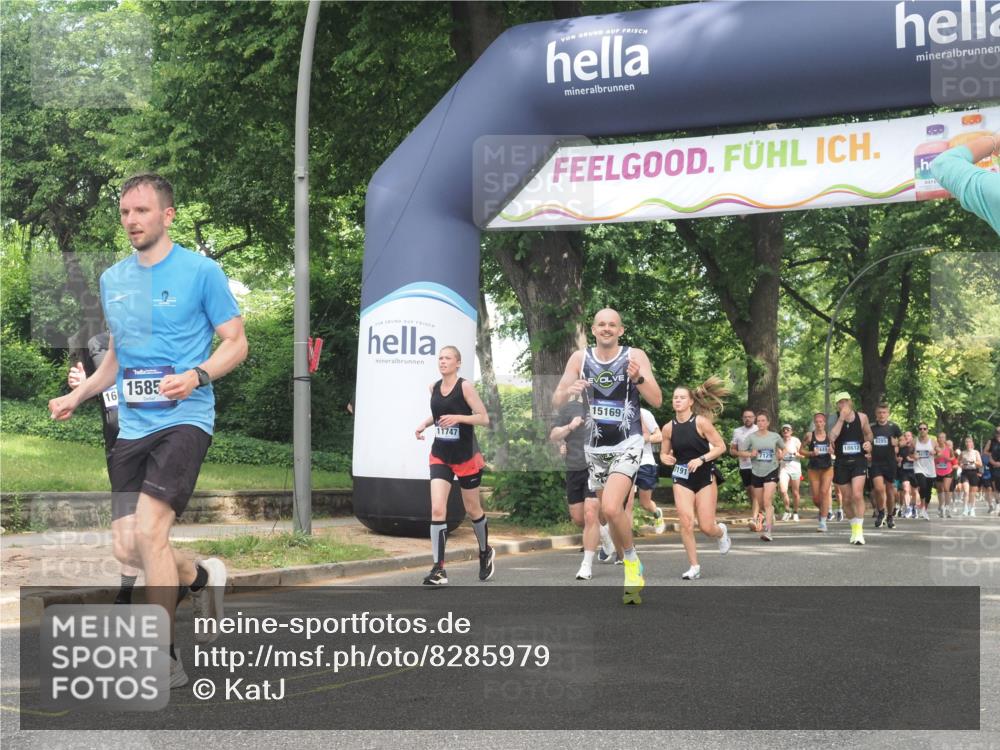 29.06.2025 - hella hamburg halbmarathon KatJ http://msf.ph/oto/8285979 29.06.2025 10:41:26 Zwischen KM18-KM19 1496, 1628, 2561, 7129, 7395, 8316 meine-sportfotos.de
